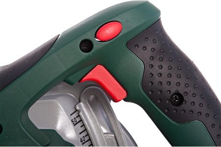 Дисковая пила DEWALT DWE 560 B