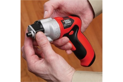 Аккумуляторная отвертка Black Decker PP 360