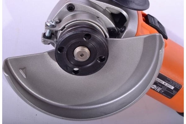 Угловая шлифмашина AEG WS8-115S 4935451293 Угловая шлифмашина AEG WS8-115S 4935451293