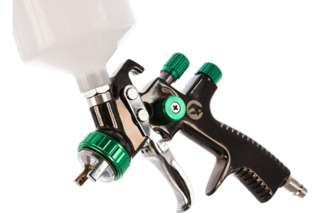 Пневматический краскопульт INTERTOOL LVLP GREEN, форсунка 1.3 мм, бачок 600 мл, PT-0132