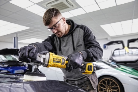 Полировальная роторная машина DEWALT 18 В XR DCM849N-XJ