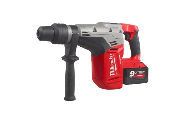 Аккумуляторный перфоратор Milwaukee M18 CHM-902C FUEL 4933451361