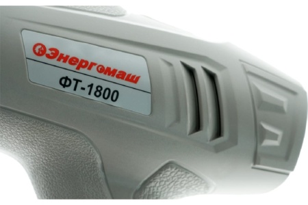 Термофен GRAPHITE 2000 Вт, темпер. I: 25ºC, II: 80-600ºC, III: 80-600ºC, кейс 59G524