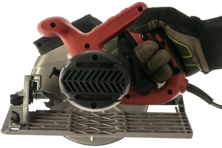 Циркулярная пила FAVOURITE 1100вт, 125мм FCS 125