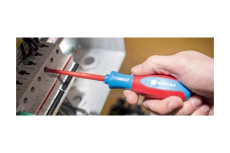 Крестовая отвертка NORGAU VDE N170-PH1x80 067073010